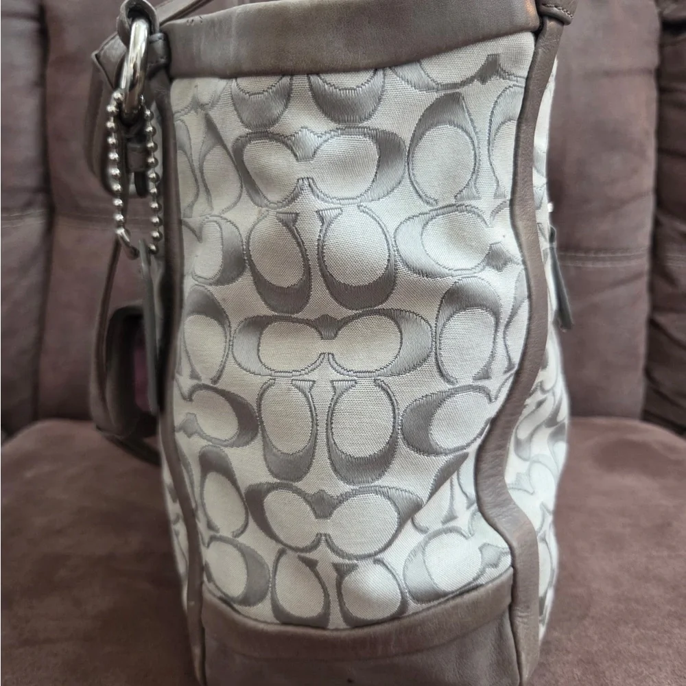 Coach Cream and Gray Signature Shoulder Bag - Picture 8 of 12